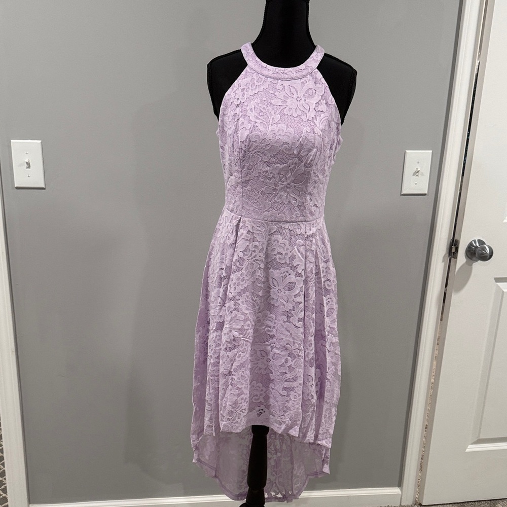 Chic Lilac Lace High-Low Dress